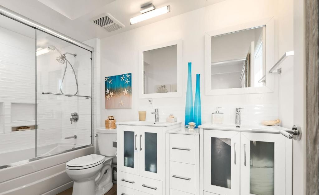 Coastal Bathroom Design Ideas for a Luxury Retreat